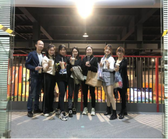 20201116張婕-認(rèn)真生活快樂(lè)工作團(tuán)建新聞稿1688.png 20201116張婕-認(rèn)真生活快樂(lè)工作團(tuán)建新聞稿1688.png